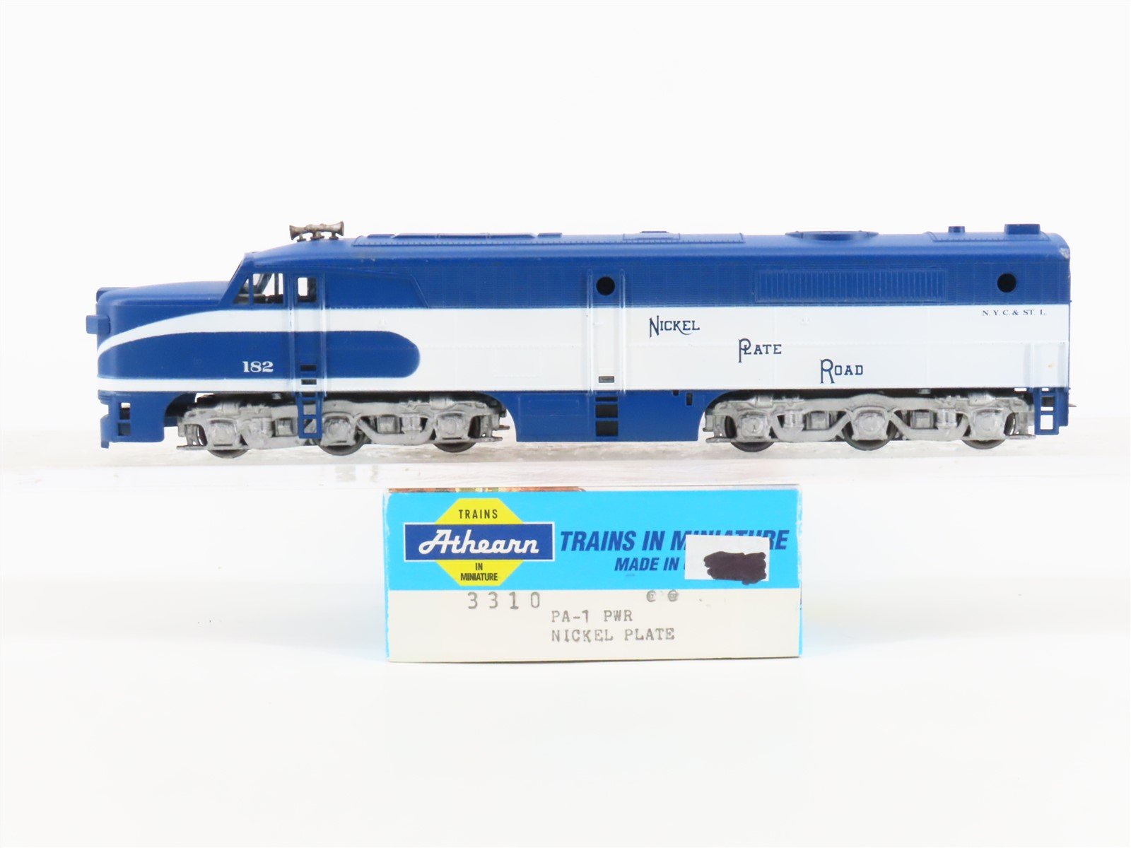 HO Scale Athearn 3310 NKP Nickel Plate Road ALCO PA1 Diesel Locomotive #182