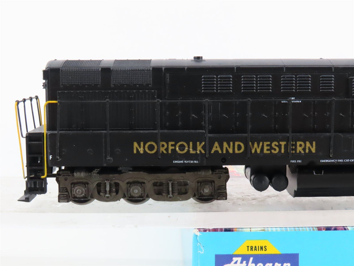 HO Scale Athearn 4310 N&amp;W Norfolk &amp; Western FM H24-66 Trainmaster Diesel #150