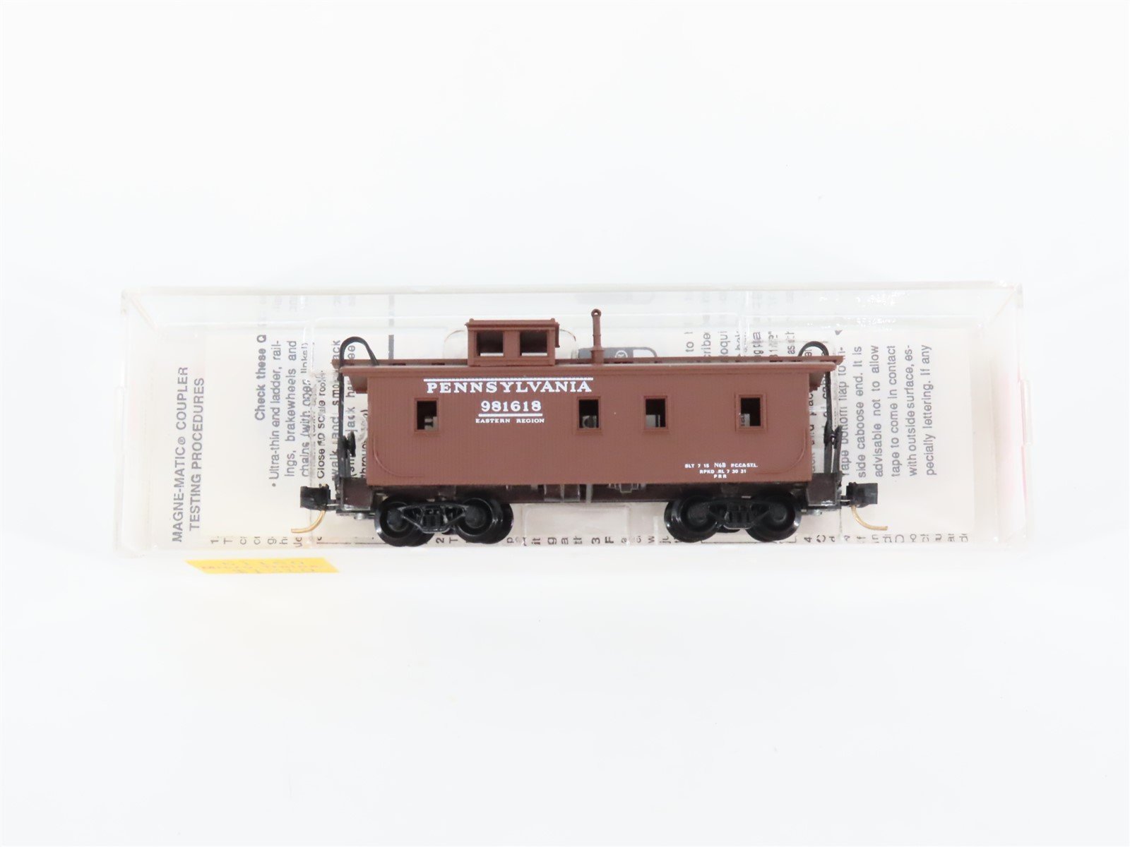N Scale Micro-Trains MTL 51160 PRR Pennsylvania Railroad 34' Caboose #981618