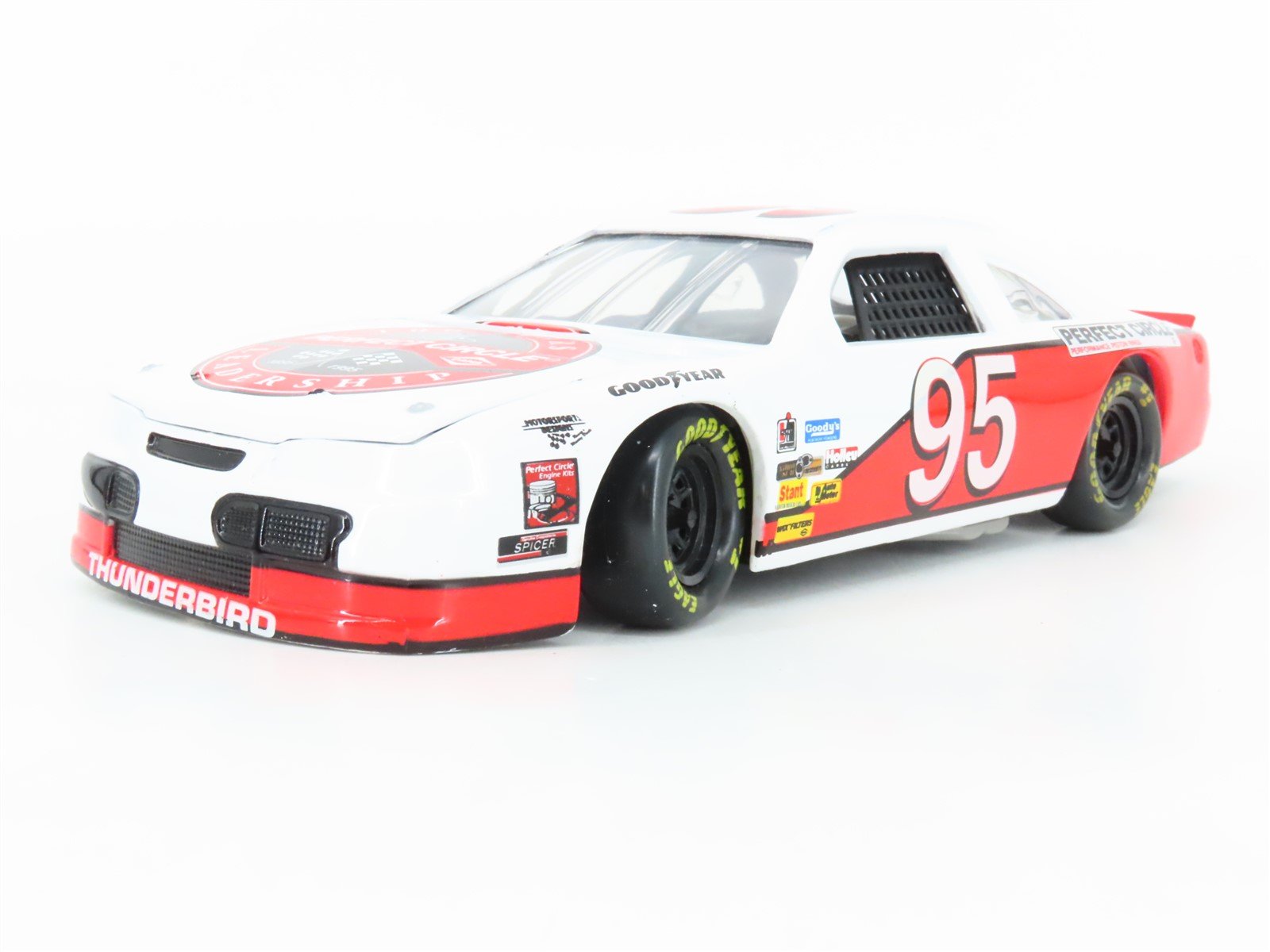 1:24 Scale Revell Die-Cast Dana Perfect Circle 1995 Ford Thunderbird