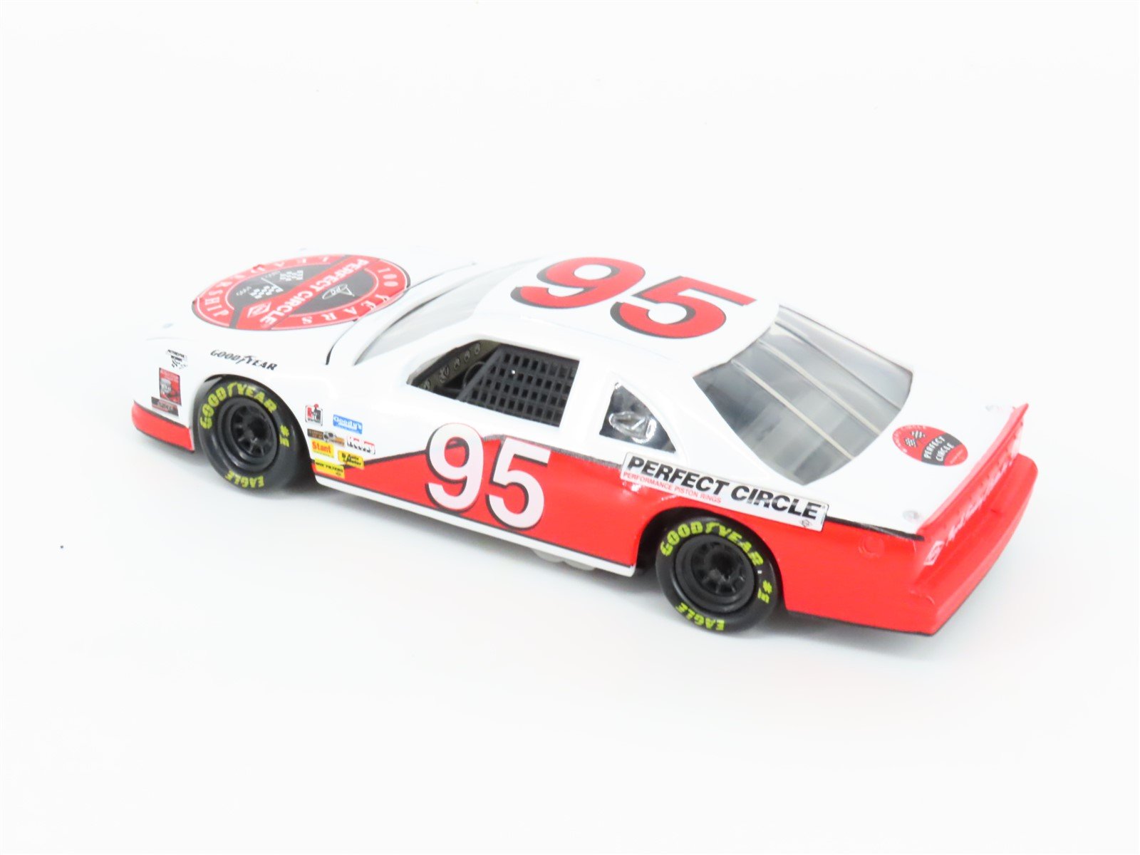 1:24 Scale Revell Die-Cast Dana Perfect Circle 1995 Ford Thunderbird