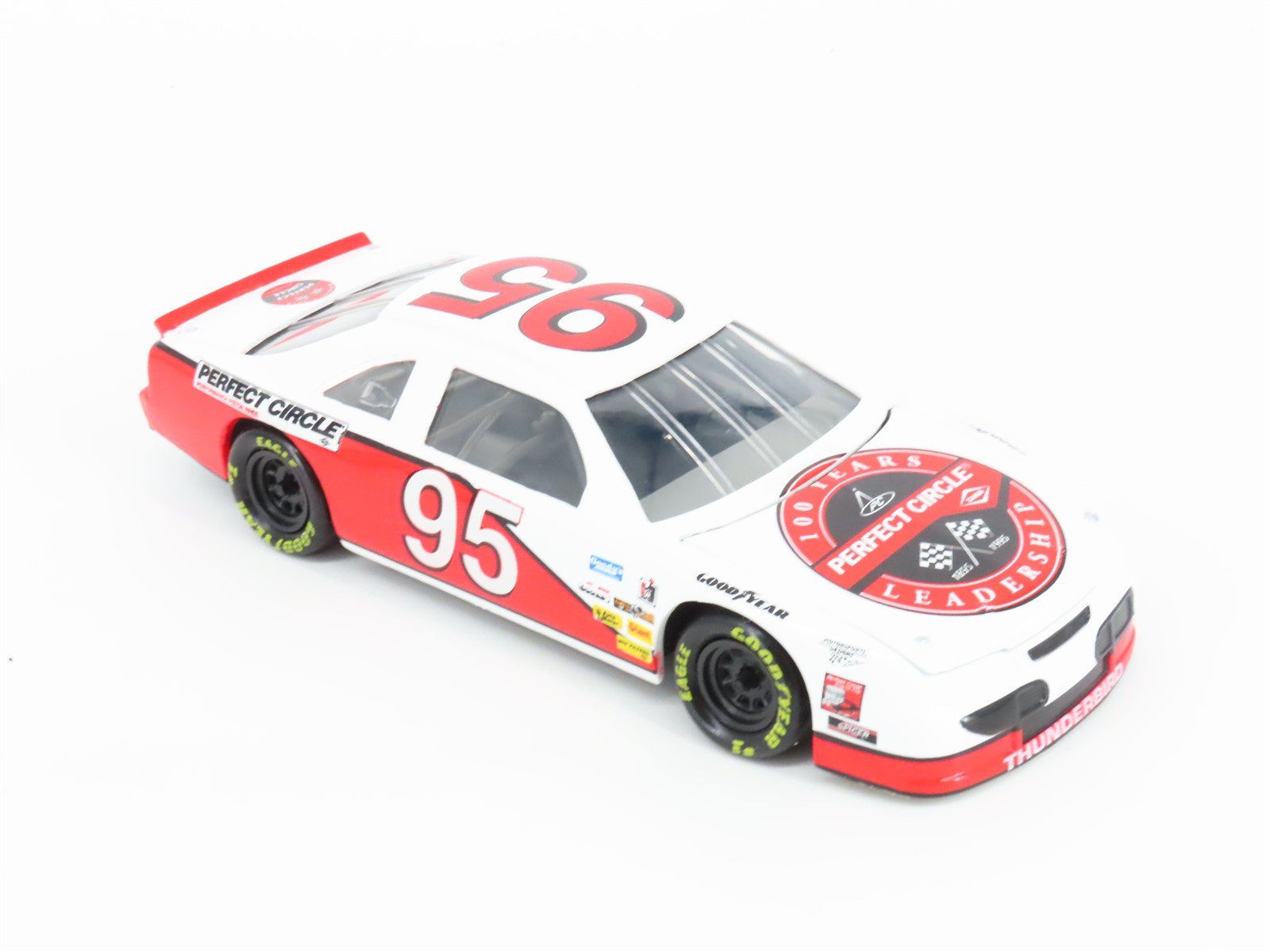 1:24 Scale Revell Die-Cast Dana Perfect Circle 1995 Ford Thunderbird