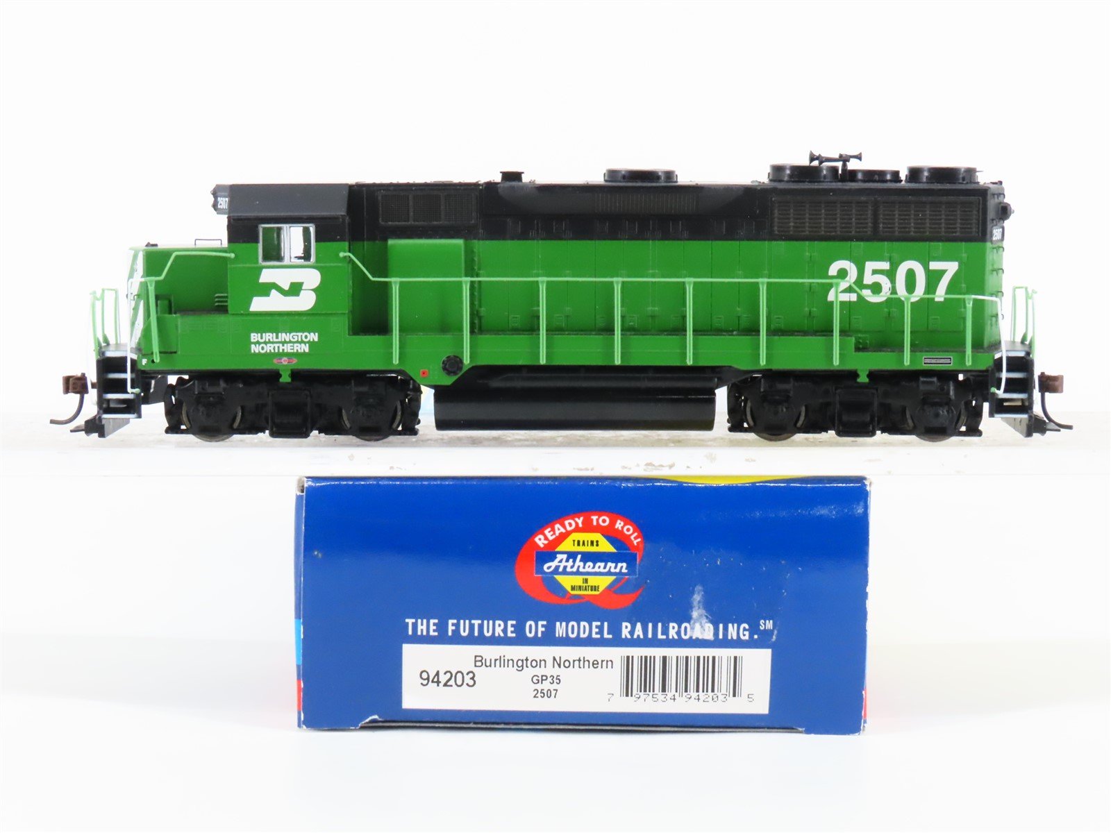 HO Scale Athearn RTR 96203 BN Burlington Northern GP35 Diesel Loco #2507