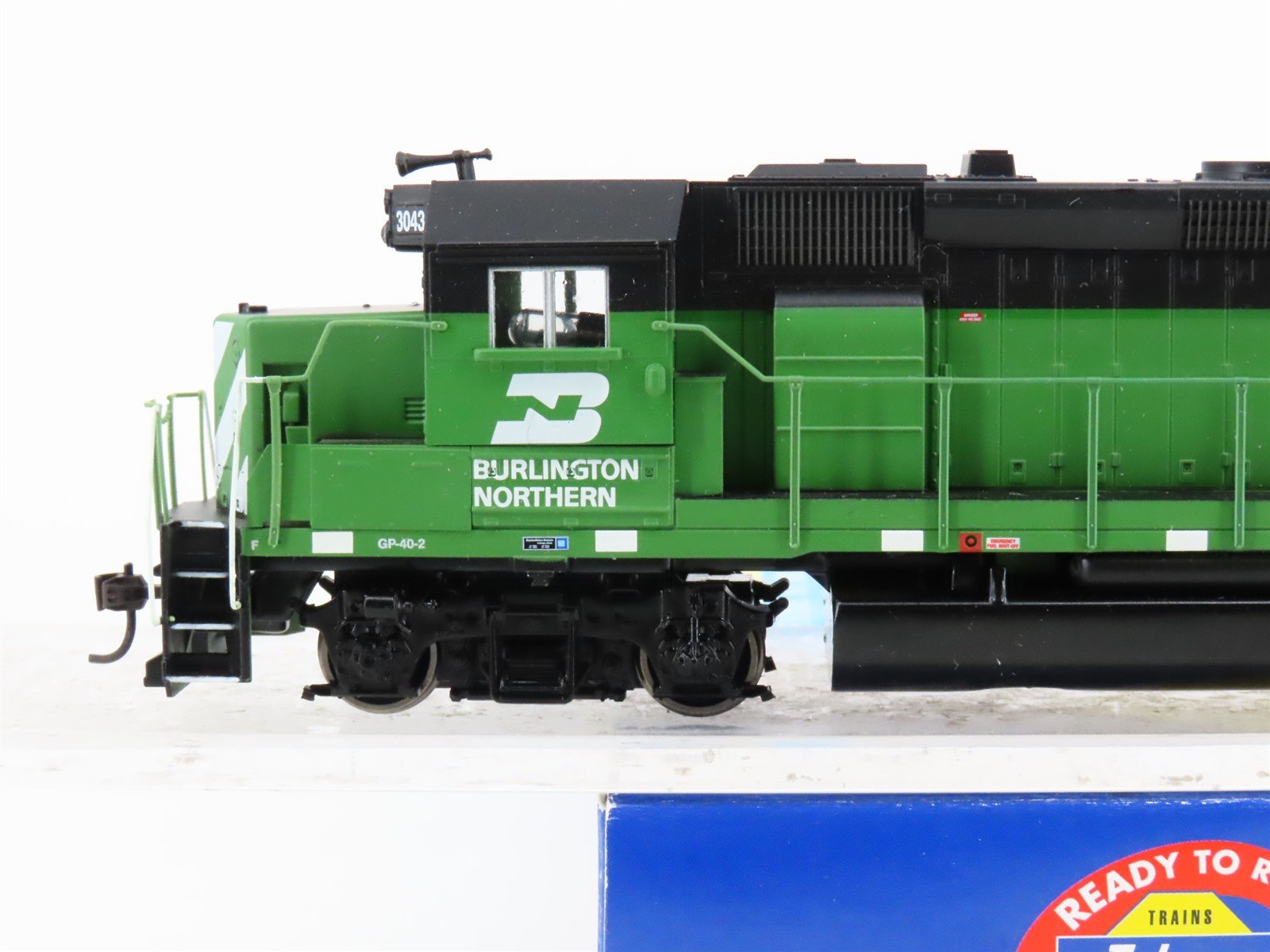 HO Scale Athearn RTR 79671 BN Burlington Northern G40-2 Diesel Loco #3043