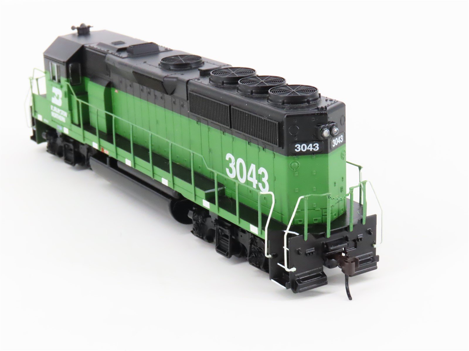 HO Scale Athearn RTR 79671 BN Burlington Northern G40-2 Diesel Loco #3043