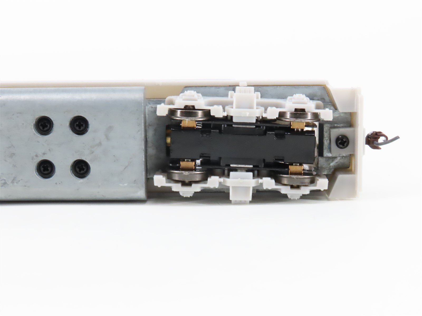 HO Scale Athearn RTR 91700 Undecorated GP35 Diesel Locomotive - DCC Ready