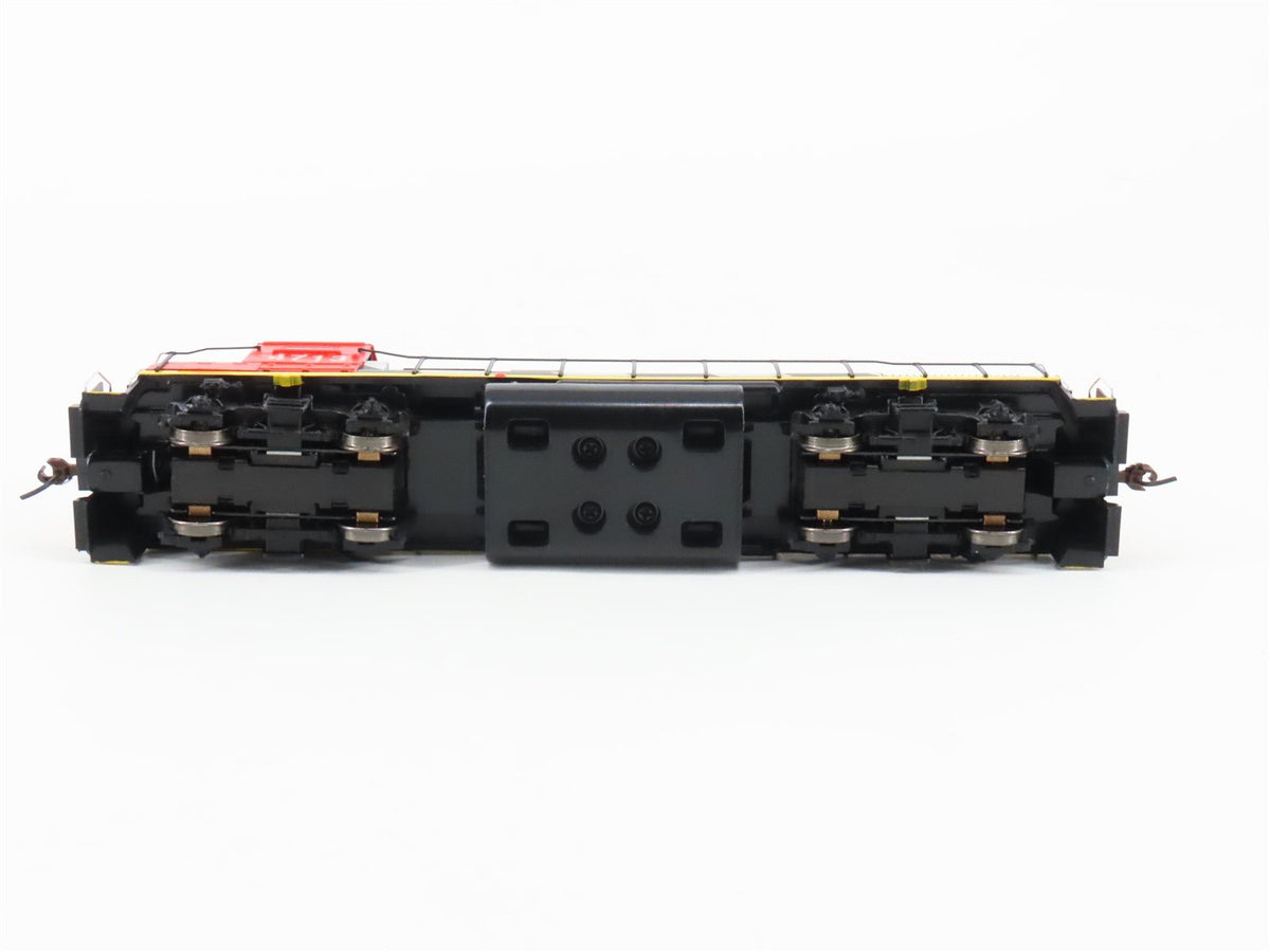 HO Scale Athearn RTR 79660 CN Canadian National GP38-2 Diesel Locomotive #4713
