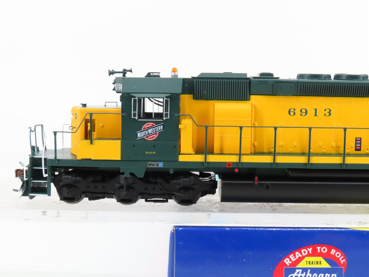HO Athearn ATH98378 CNW Chicago Northwestern SD40-2 Diesel #6913 w/ DCC &amp; Sound