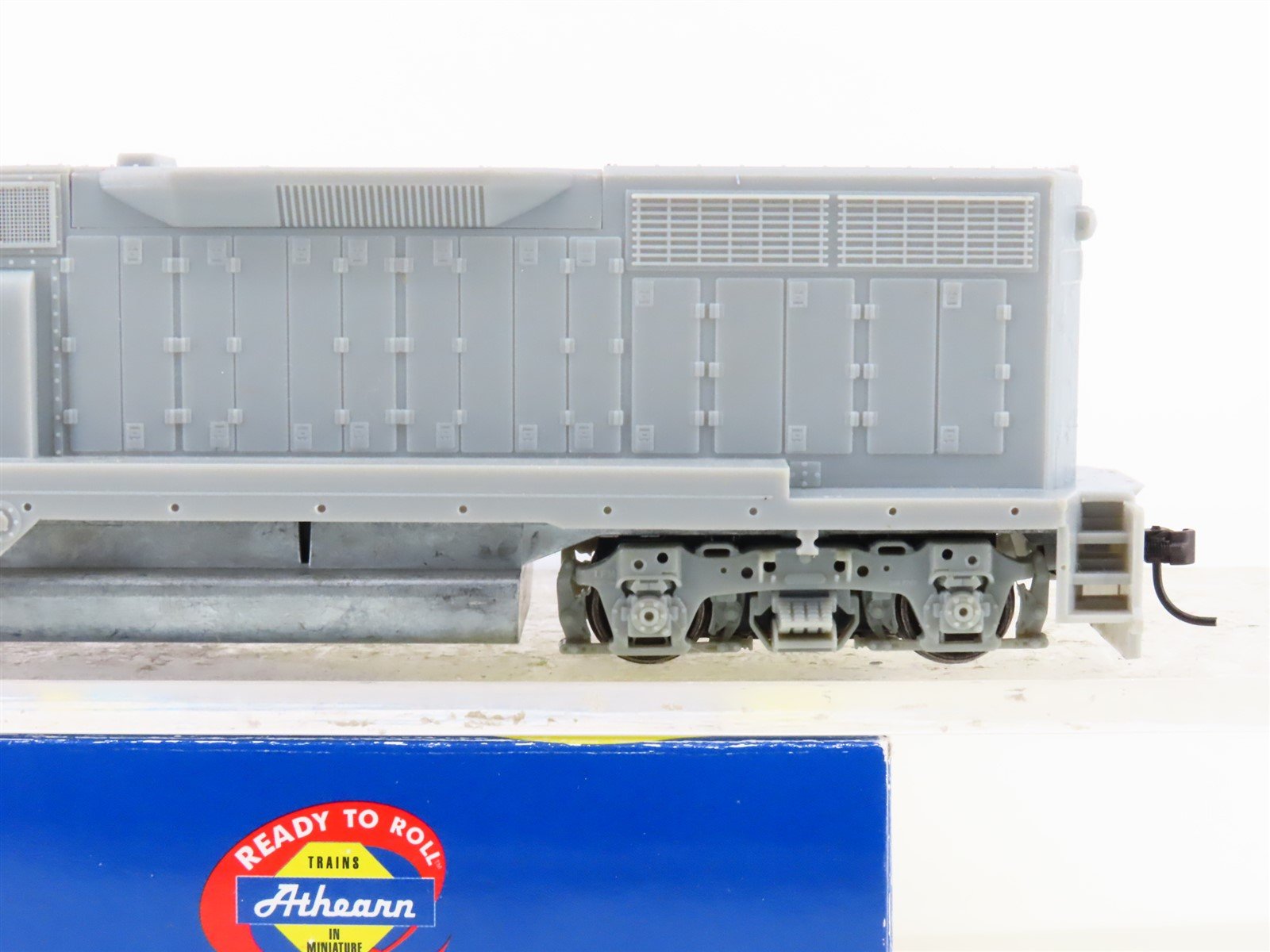 HO Scale Athearn RTR 91700 Undecorated GP35 Diesel Locomotive - DCC Ready