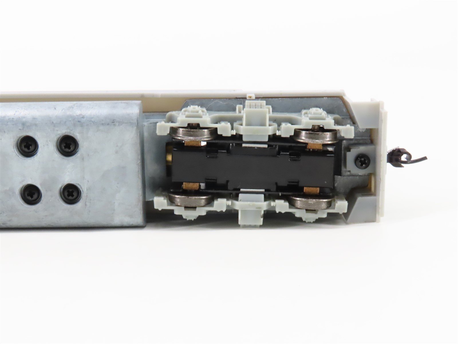 HO Scale Athearn RTR 91700 Undecorated GP35 Diesel Locomotive - DCC Ready