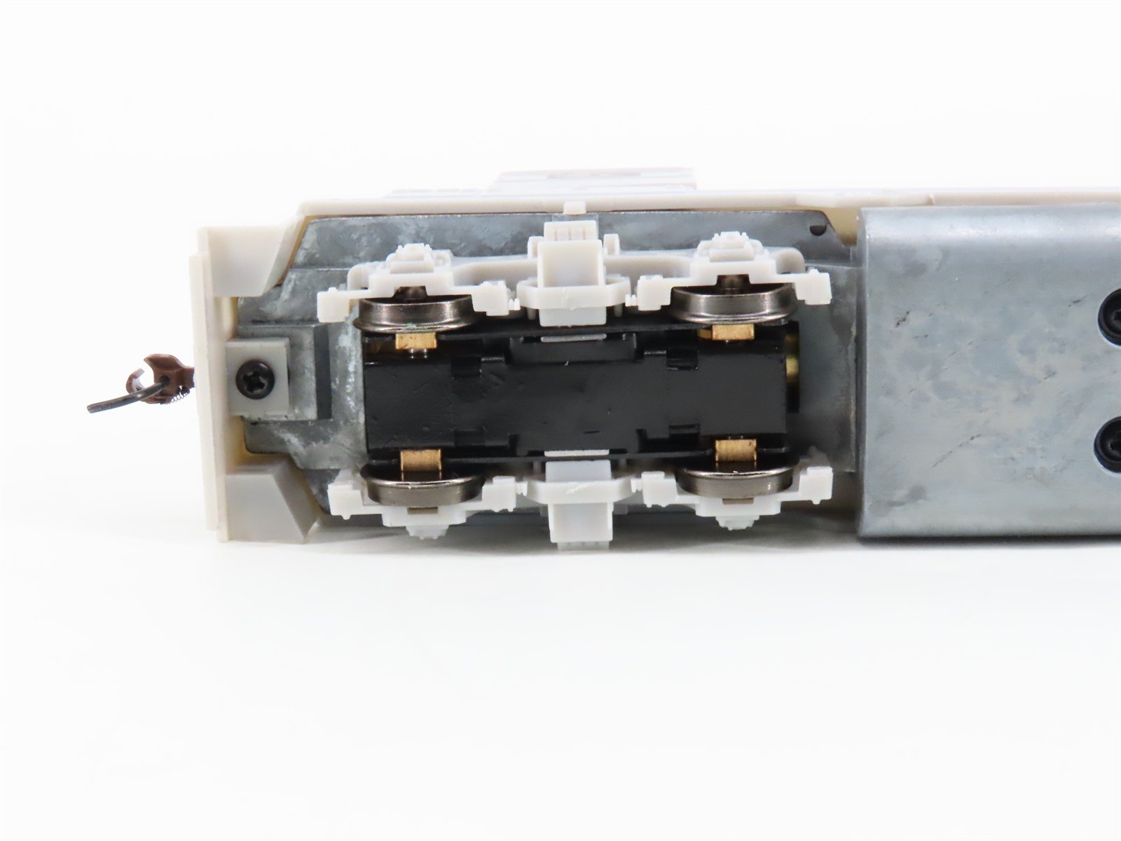 HO Scale Athearn RTR 91700 Undecorated GP35 Diesel Locomotive - DCC Ready