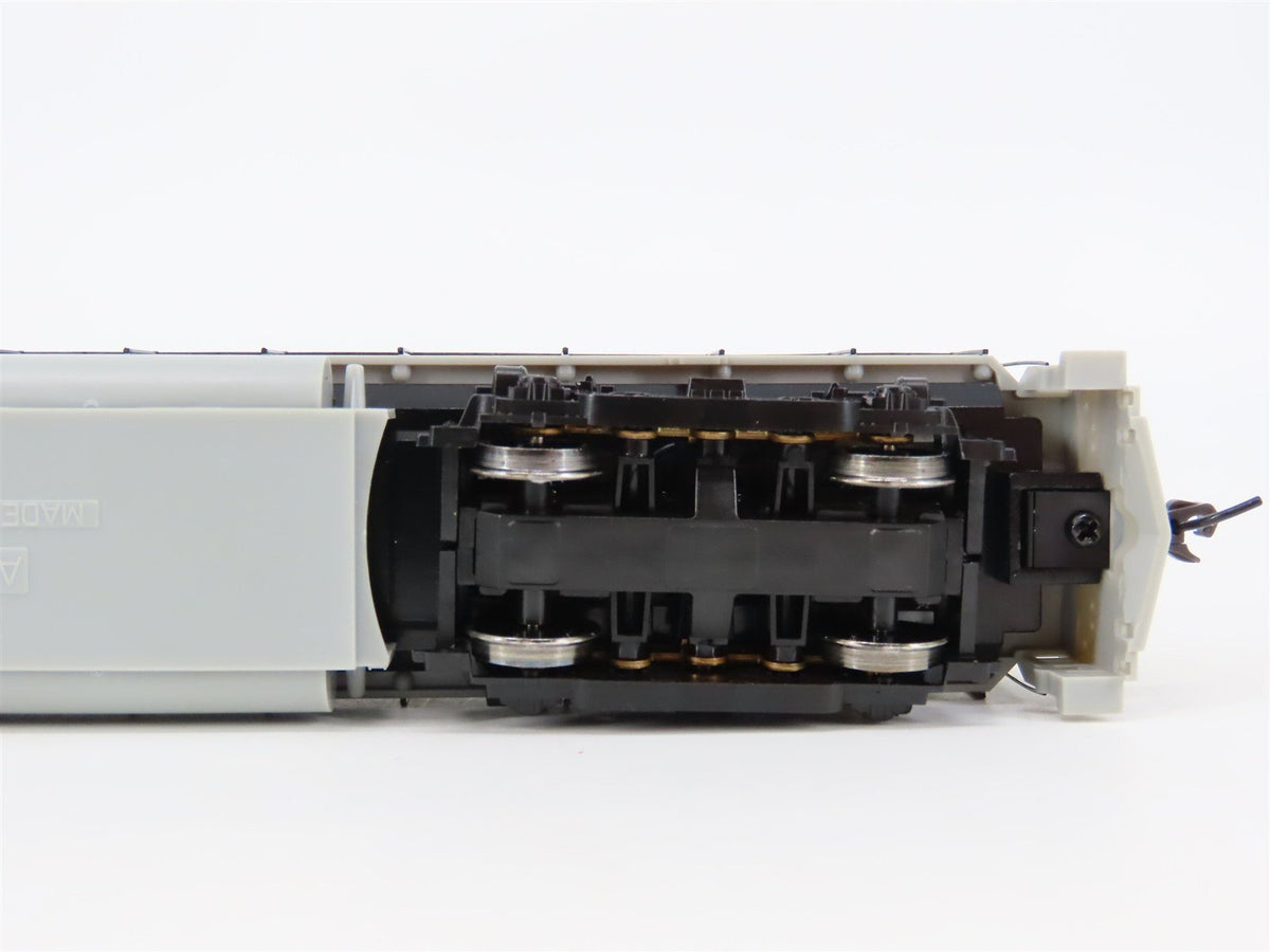 HO Scale Atlas Classic 9330 Undecorated C424 Phase II Diesel Locomotive