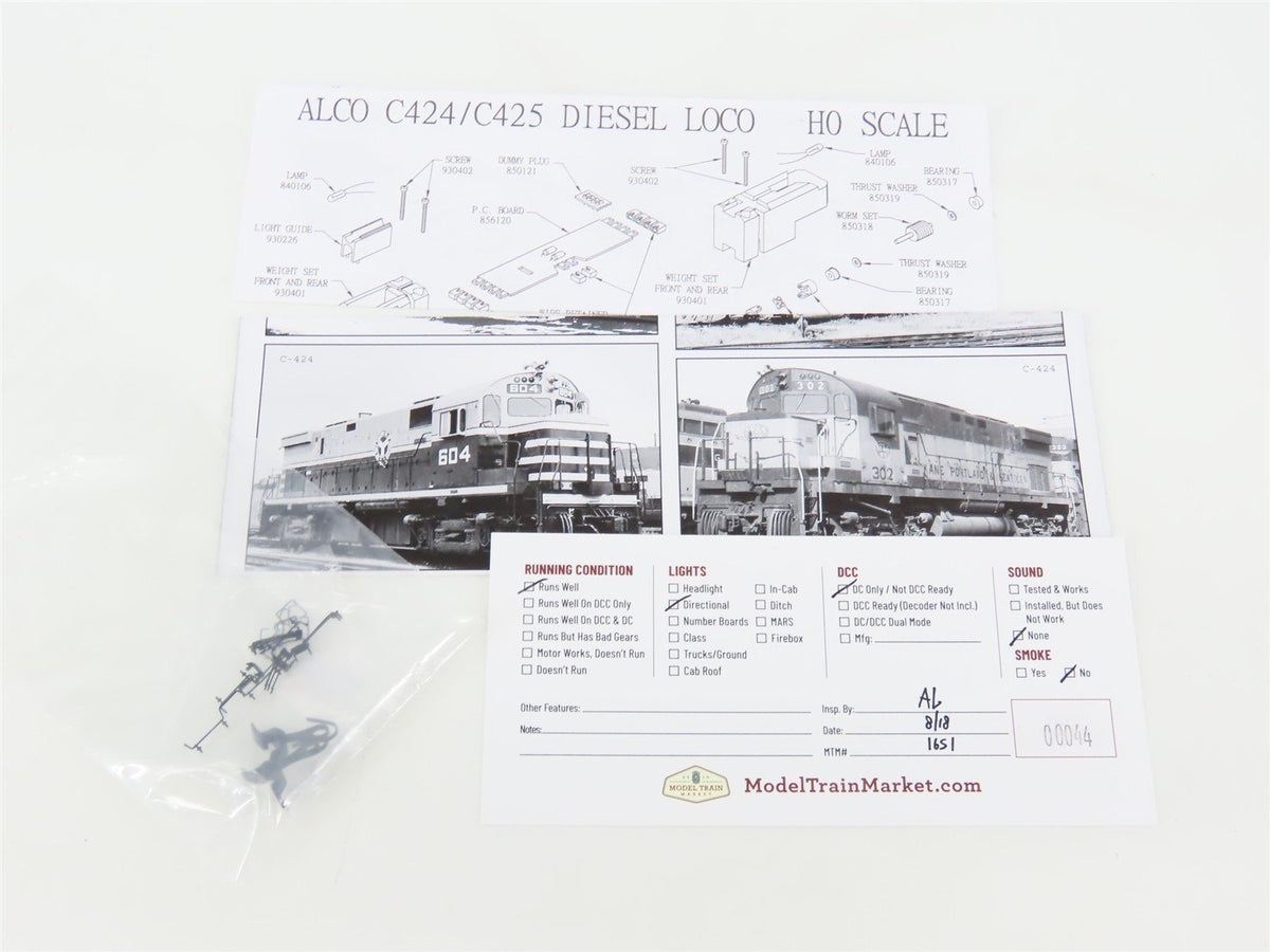HO Scale Atlas Classic 9330 Undecorated C424 Phase II Diesel Locomotive