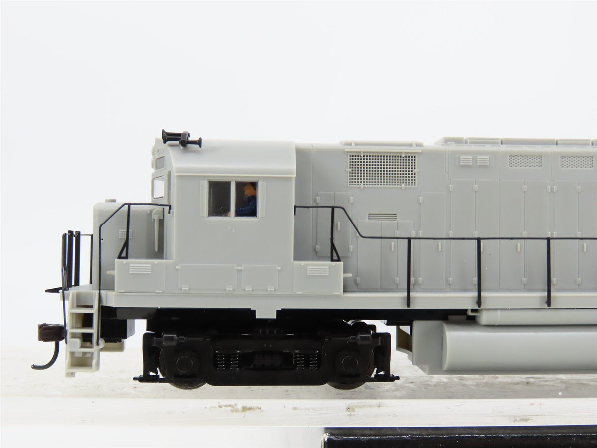 HO Scale Atlas Classic 9330 Undecorated C424 Phase II Diesel Locomotive