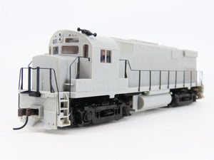 HO Scale Atlas Classic 9330 Undecorated C424 Phase II Diesel Locomotive