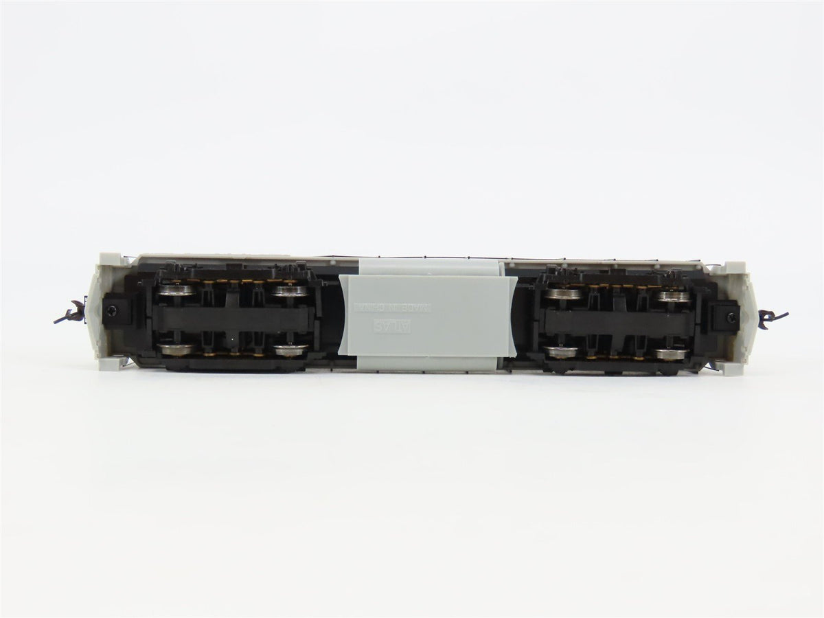 HO Scale Atlas Classic 9330 Undecorated C424 Phase II Diesel Locomotive