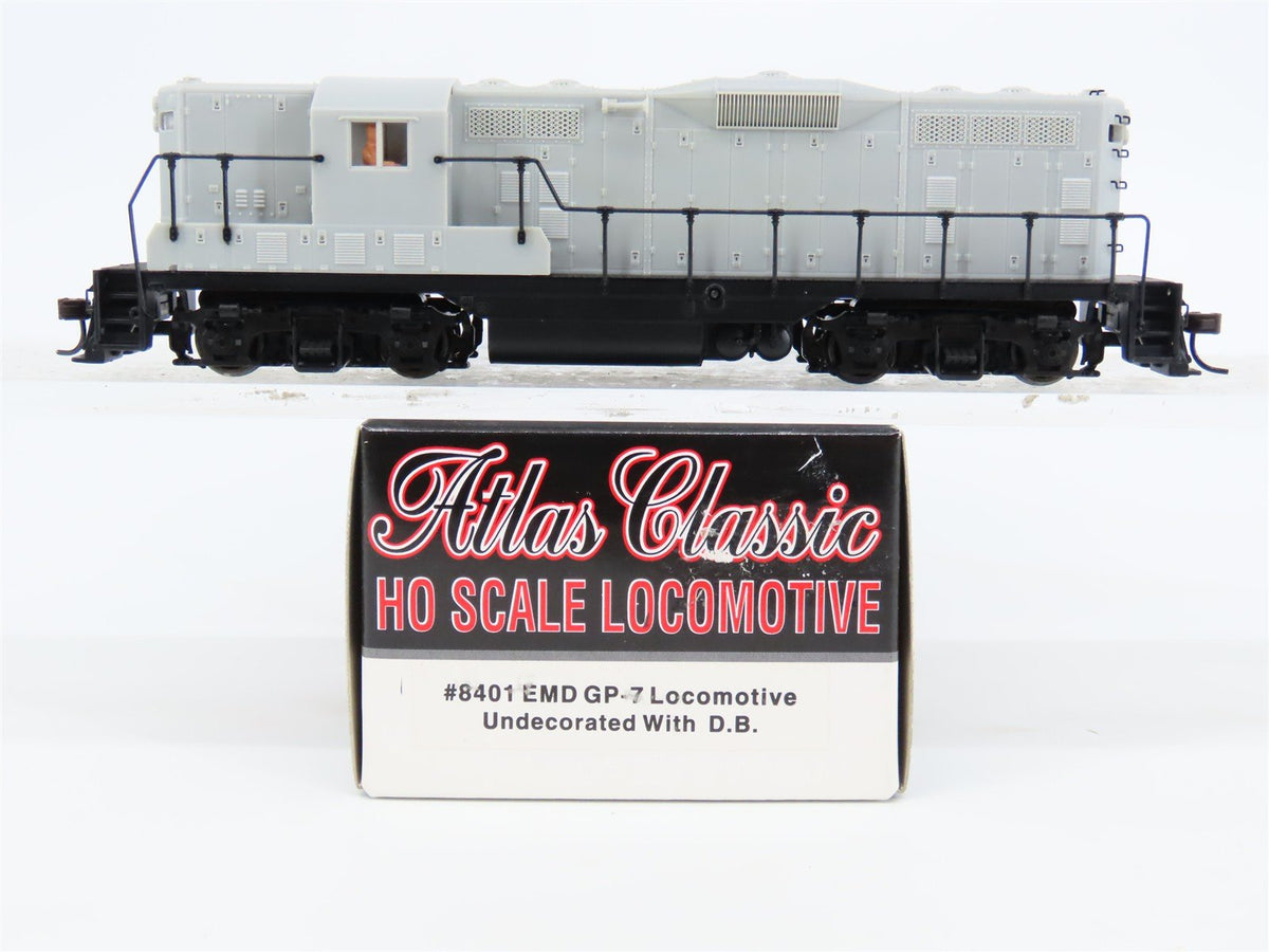 HO Scale Atlas Classic 8401 Undecorated GP7 w/DB Diesel Locomotive
