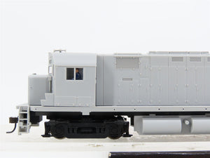 HO Scale Atlas Classic 10000213 Undecorated C424 Phase 3 Diesel Locomotive