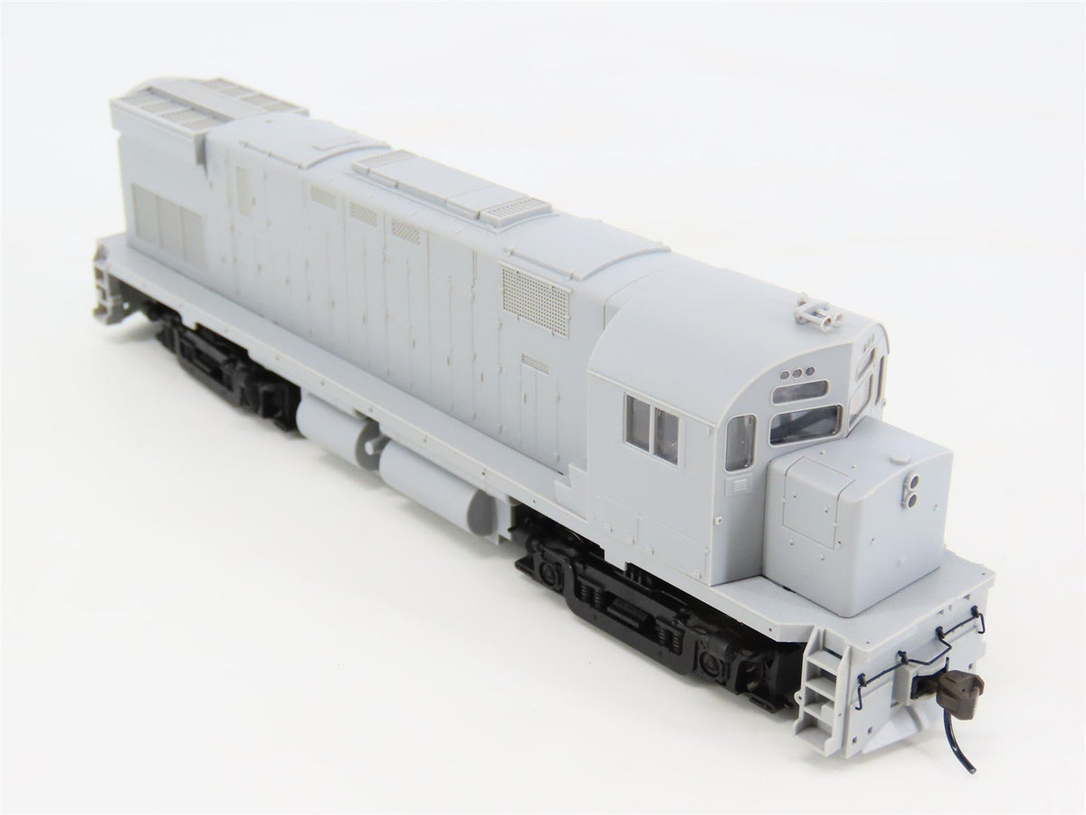 HO Scale Atlas Classic 10000213 Undecorated C424 Phase 3 Diesel Locomotive