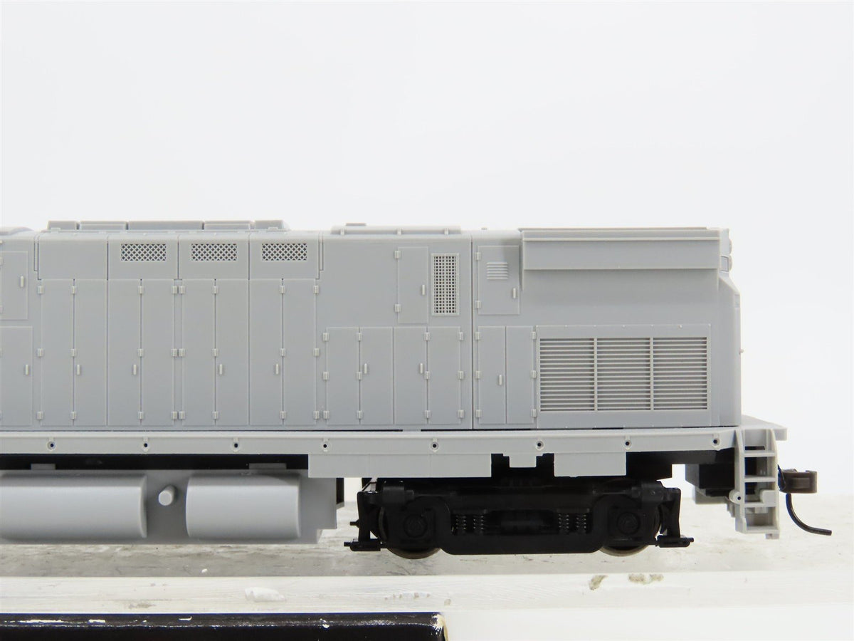 HO Scale Atlas Classic 10000213 Undecorated C424 Phase 3 Diesel Locomotive