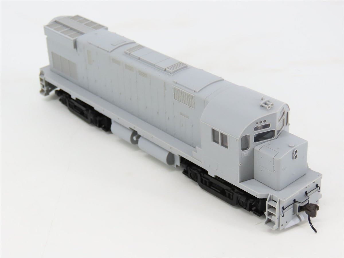 HO Scale Atlas Classic 10000213 Undecorated C424 Phase 3 Diesel Locomotive