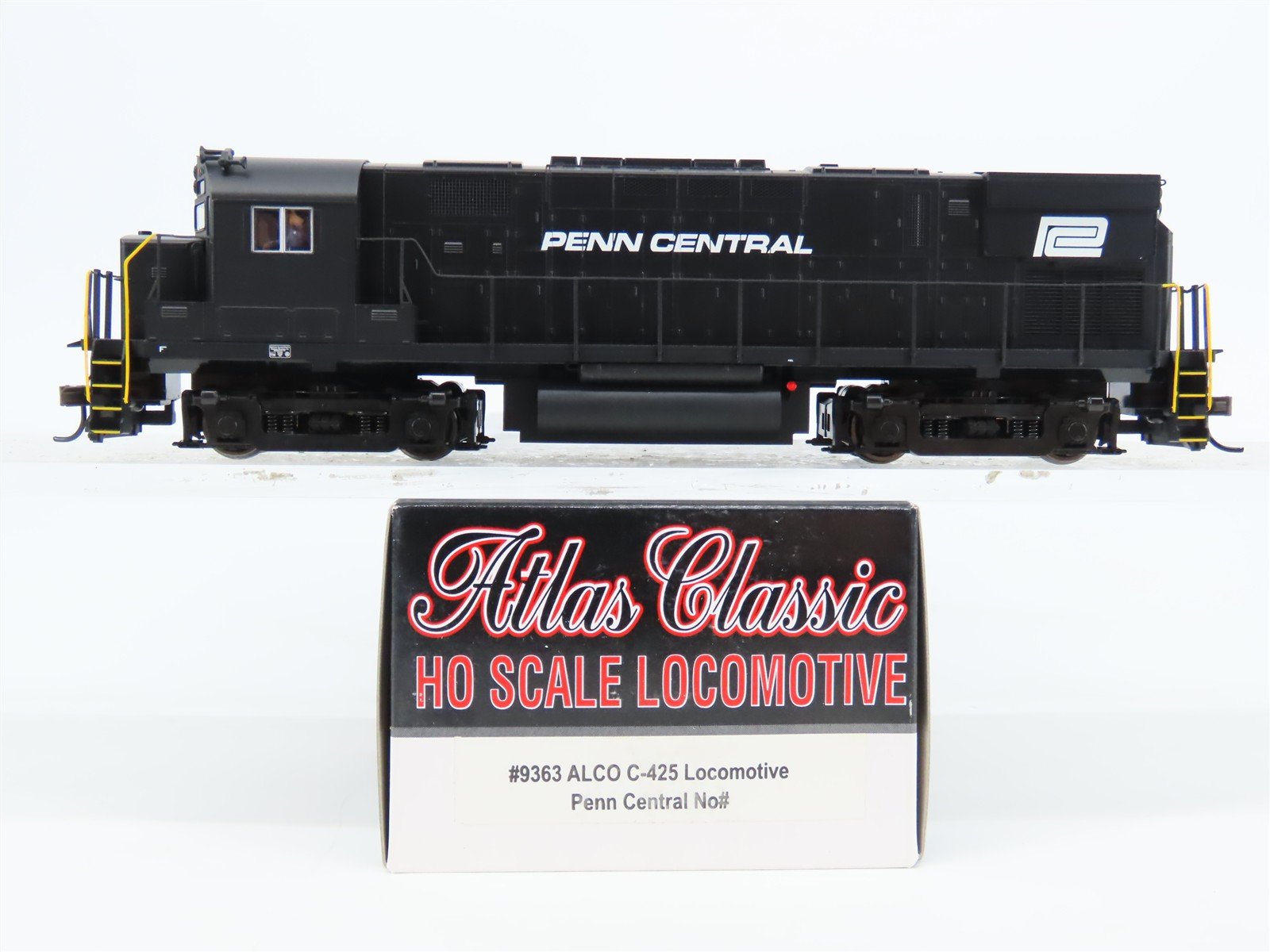 HO Scale Atlas Classic 9363 PC Penn Central C425 Diesel Locomotive No#
