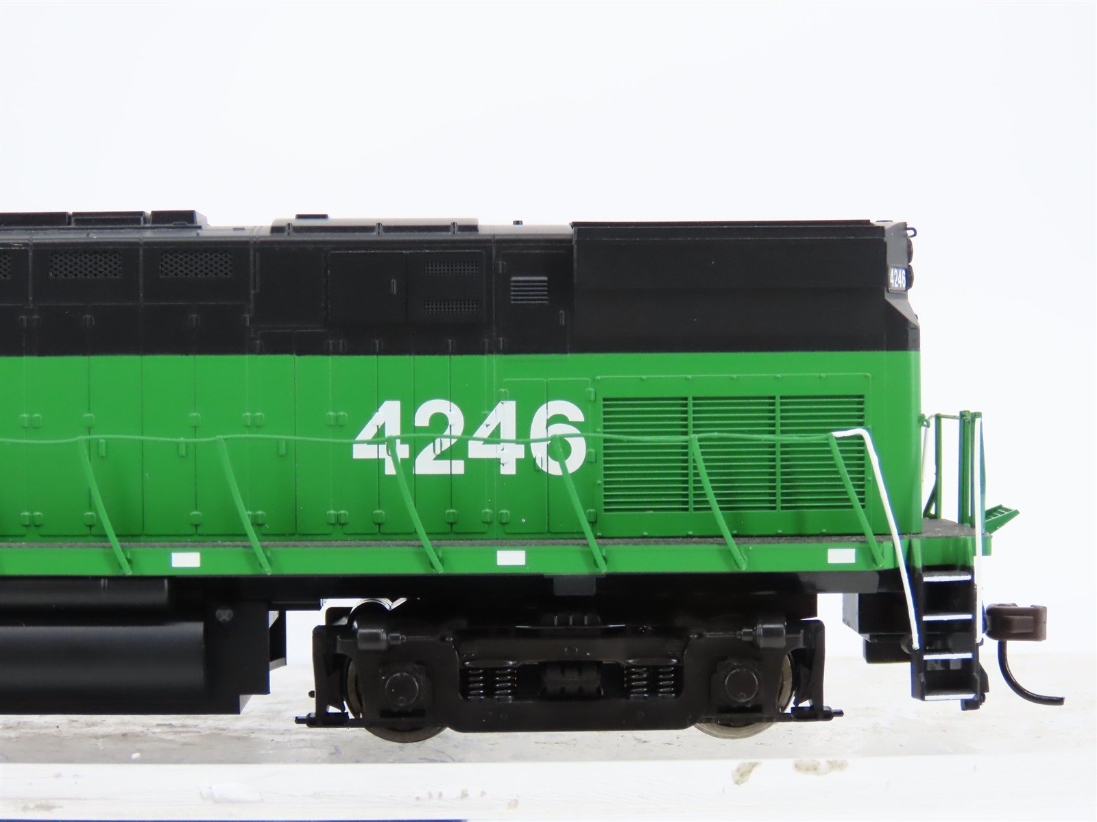 HO Scale Atlas Classic 9332 BN Burlington Northern C425 Diesel Locomotive #4246