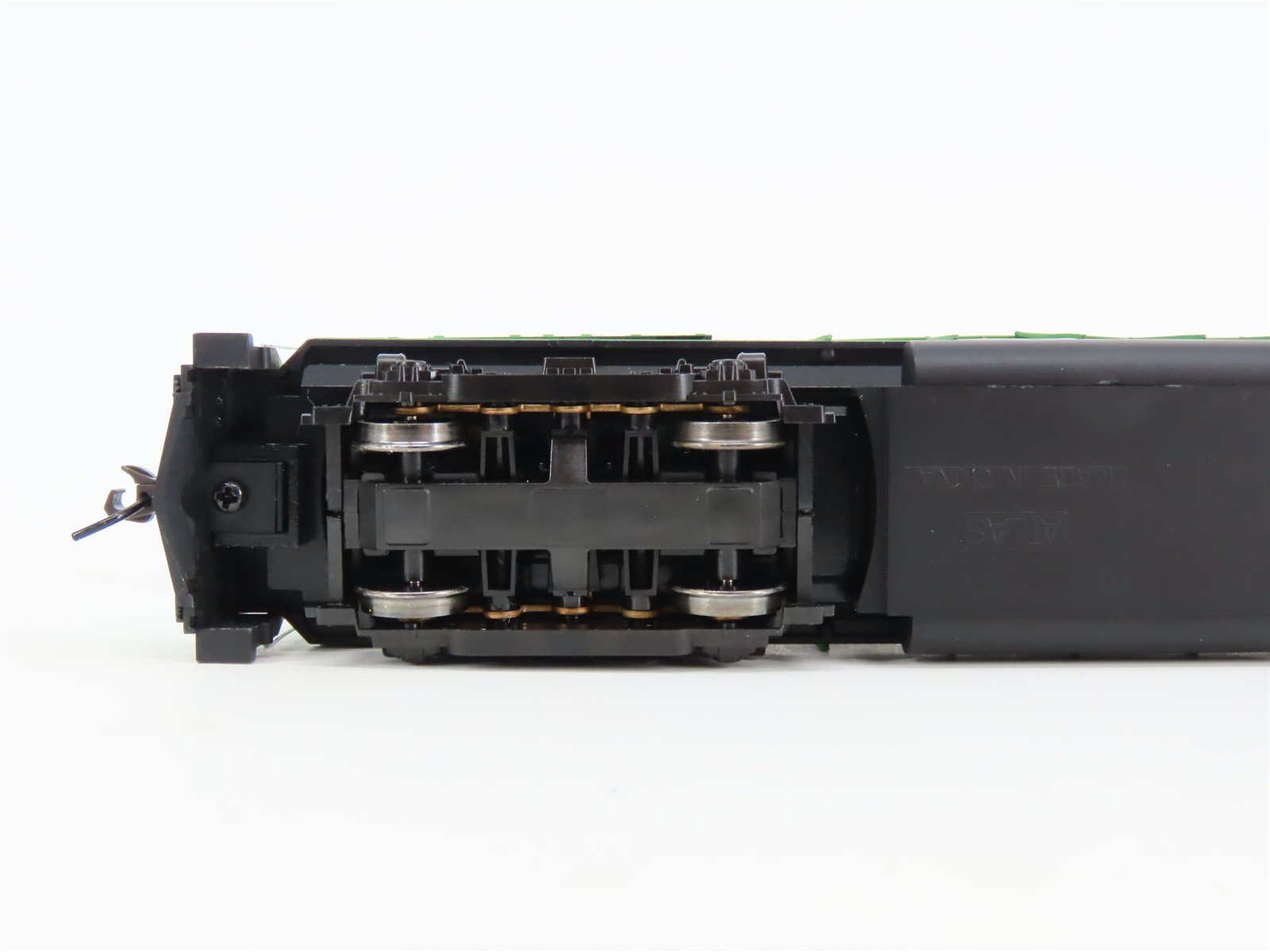 HO Scale Atlas Classic 9332 BN Burlington Northern C425 Diesel Locomotive #4246