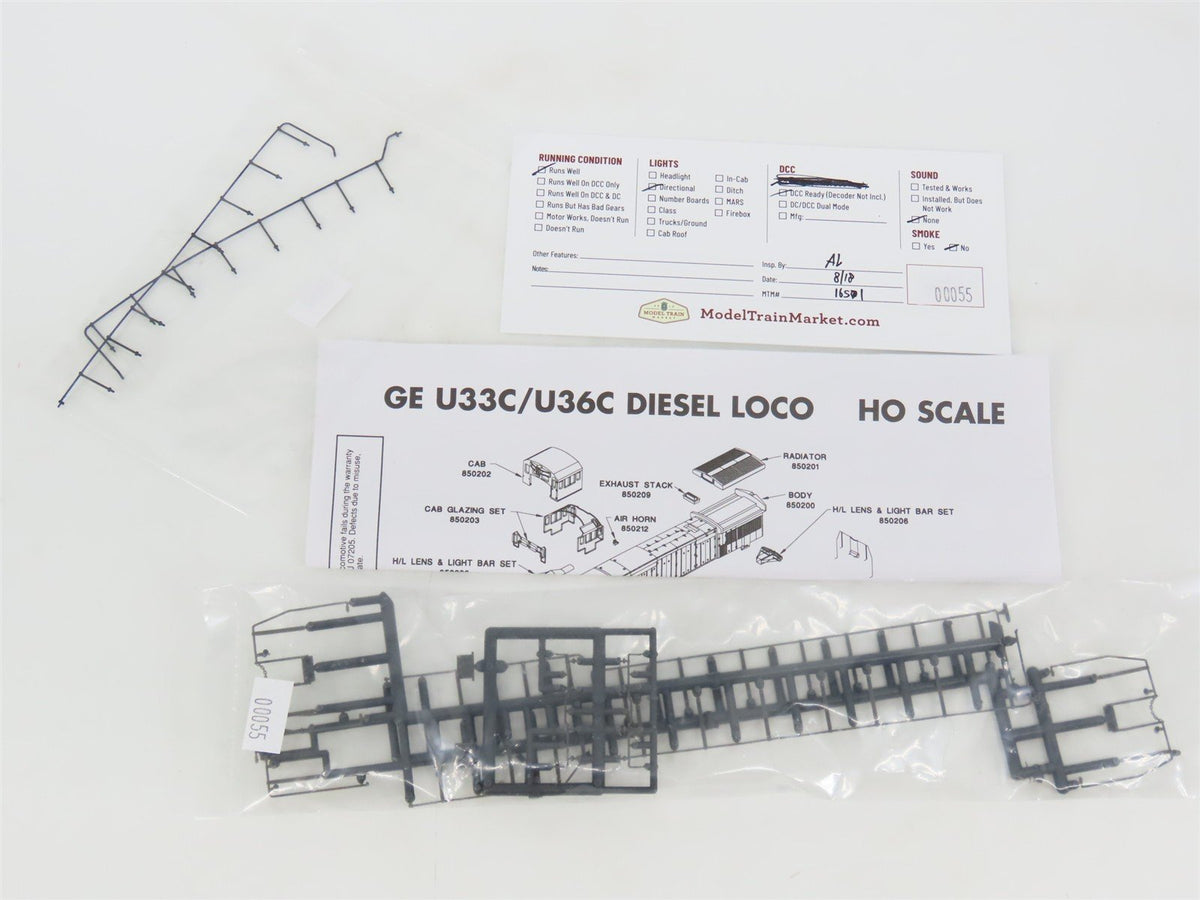 HO Scale Atlas 8527 SP Southern Pacific U33C Diesel Locomotive #8641