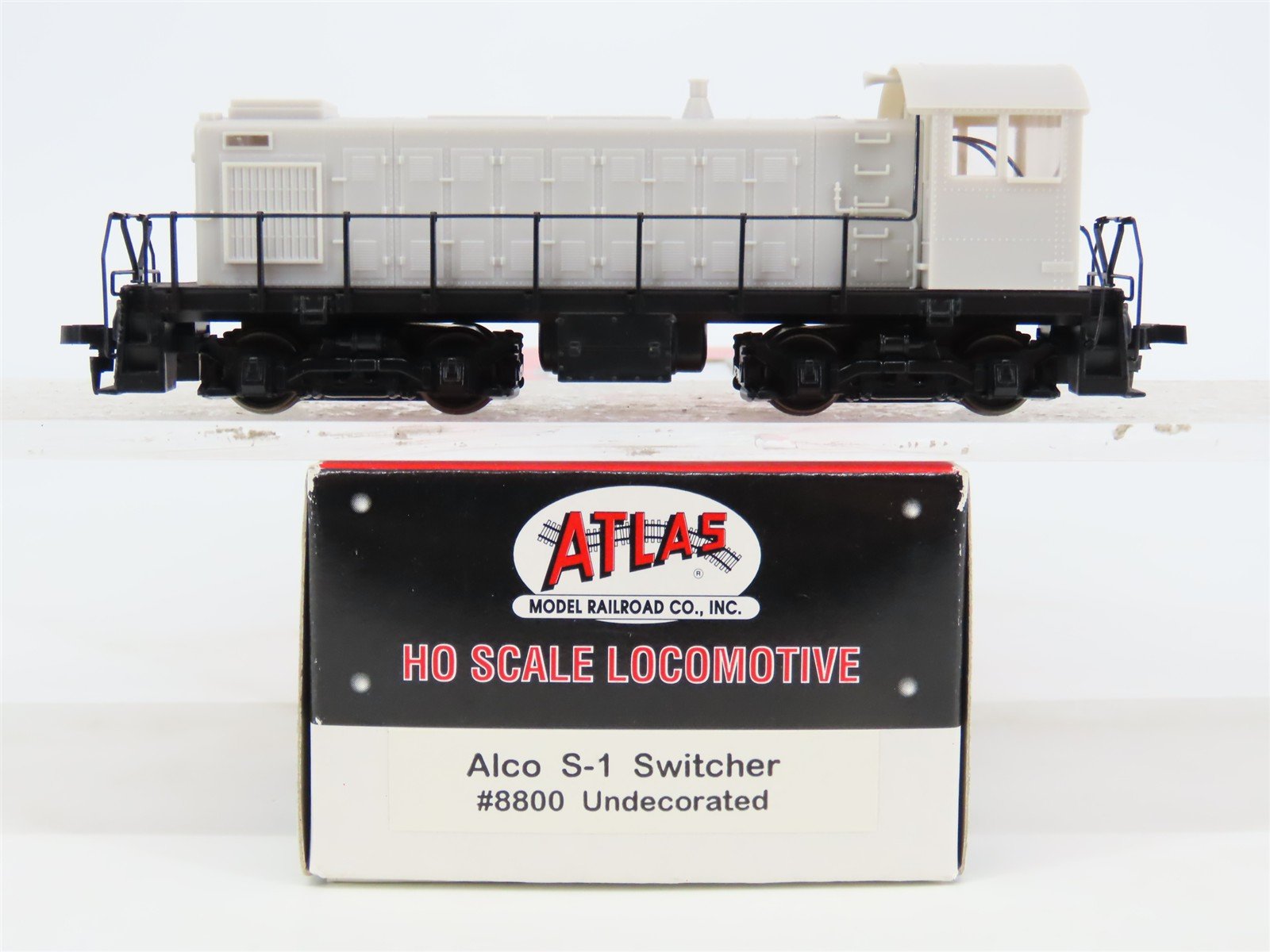 HO Scale Atlas 8800 Undecorated Alco S1 Diesel Locomotive