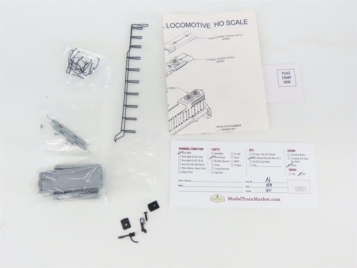 HO Scale Atlas Trainman 900 Undecorated GP38-2 Diesel Locomotive