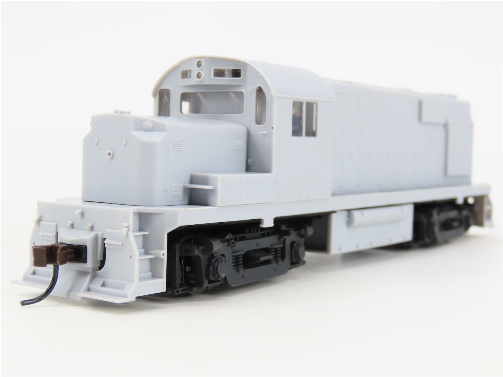 HO Scale Atlas Trainman 10001505 Undecorated RS32 Diesel Locomotive