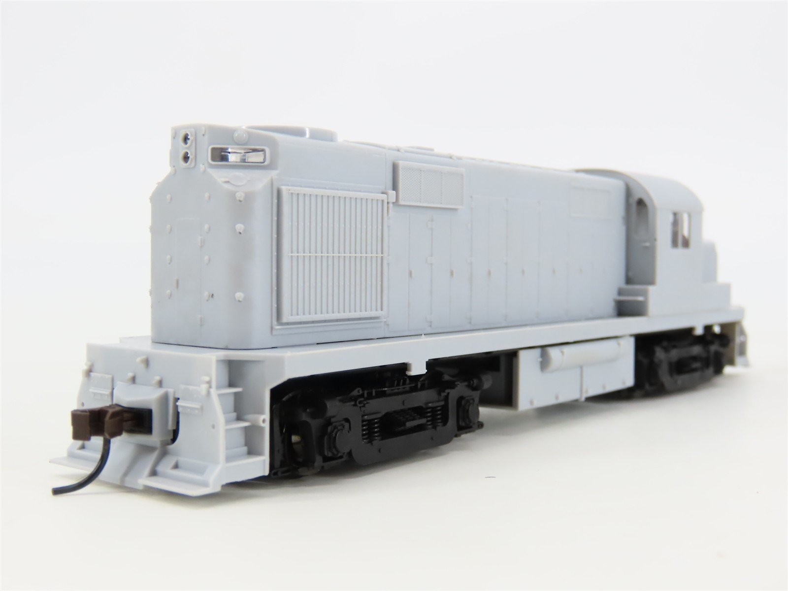 HO Scale Atlas Trainman 10001505 Undecorated RS32 Diesel Locomotive