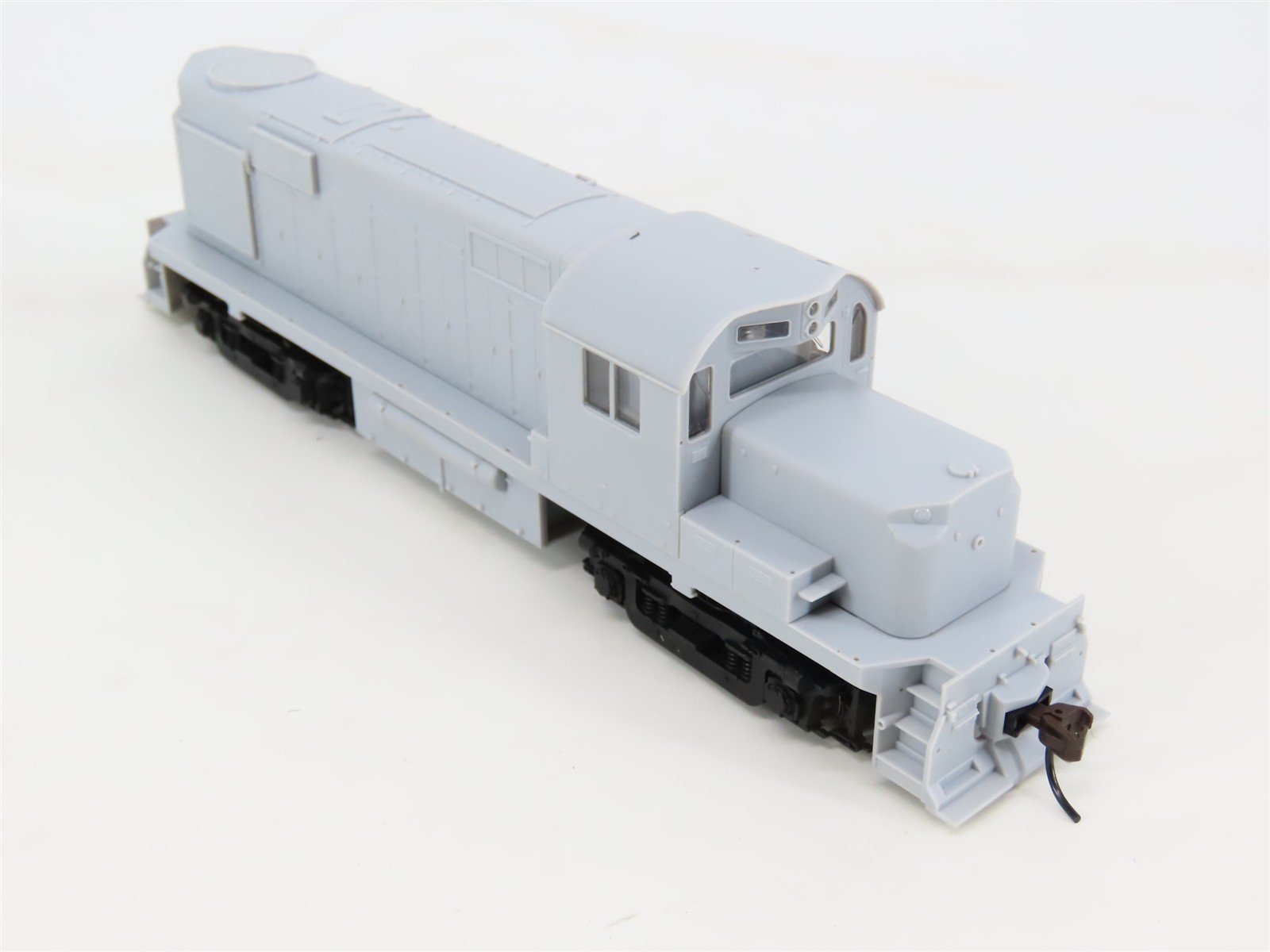 HO Scale Atlas Trainman 10001505 Undecorated RS32 Diesel Locomotive