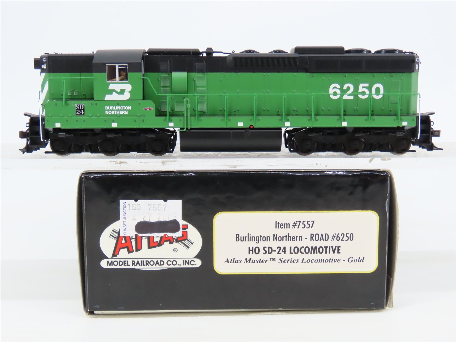 HO Scale Atlas 7557 BN Burlington Northern SD24 Diesel Loco #6250 w/DCC & Sound