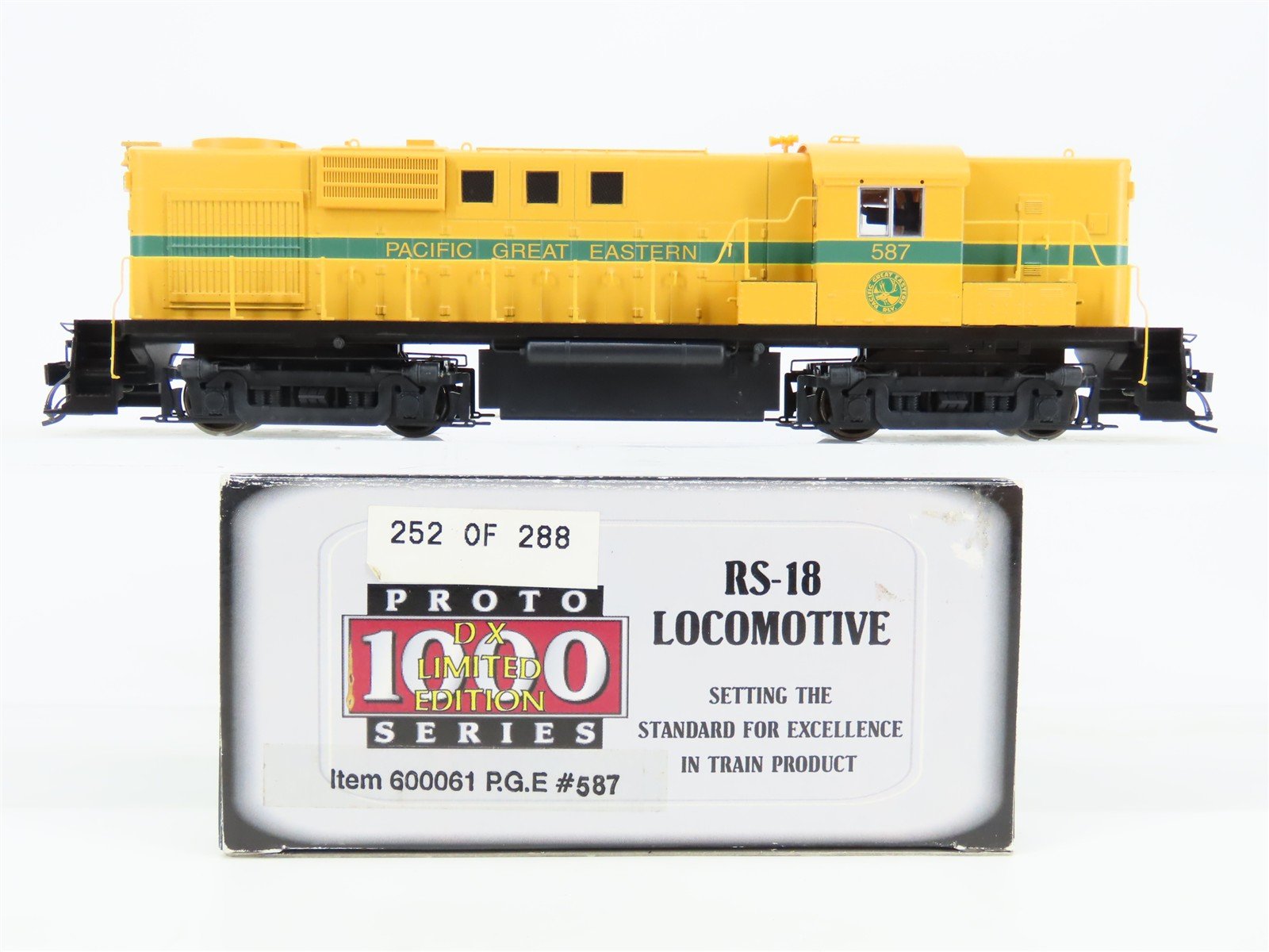 HO Scale Proto 1000 600061 PGE Pacific Great Eastern RS-18 Diesel Loco #587