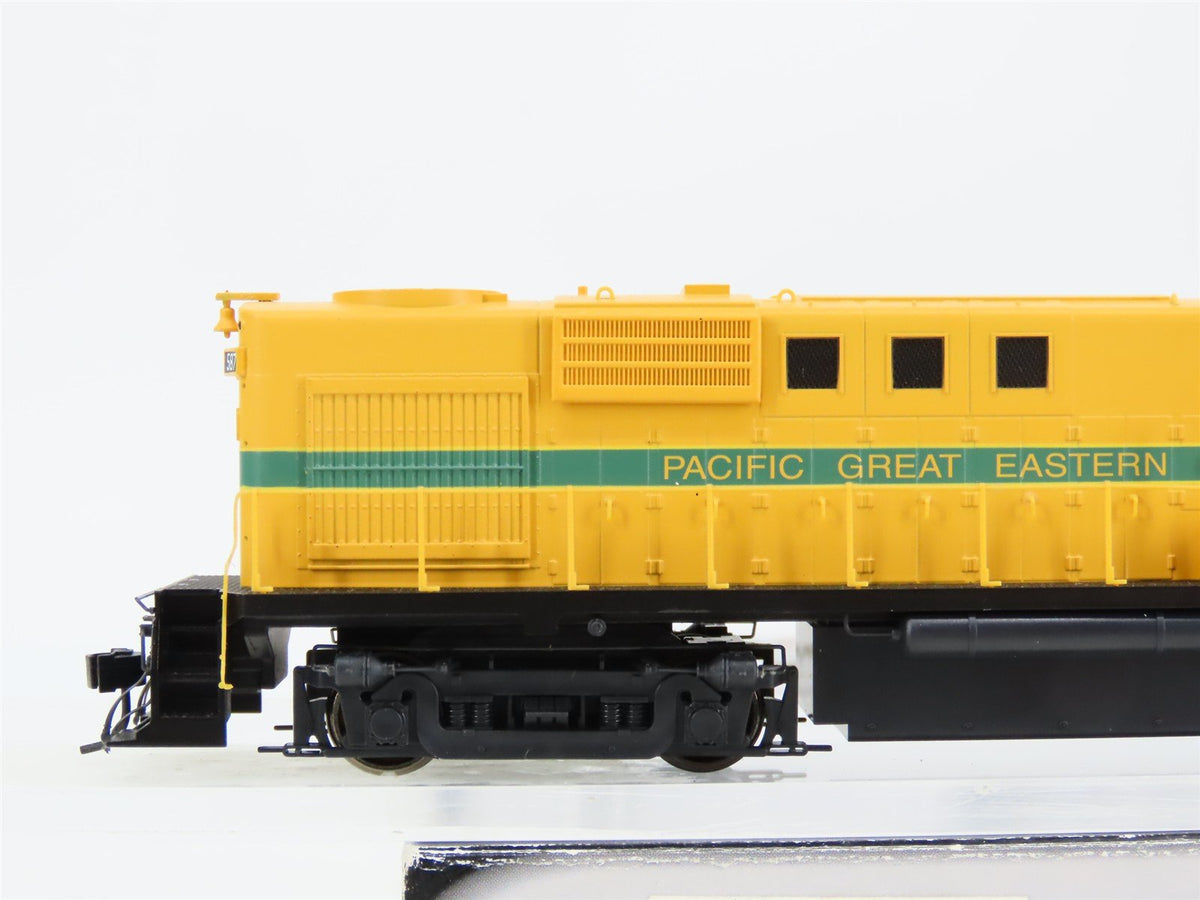 HO Scale Proto 1000 600061 PGE Pacific Great Eastern RS-18 Diesel Loco #587