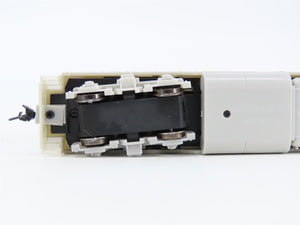 HO Scale Walthers Mainline 910-10400 Undecorated GP9 Ph II Diesel Locomotive