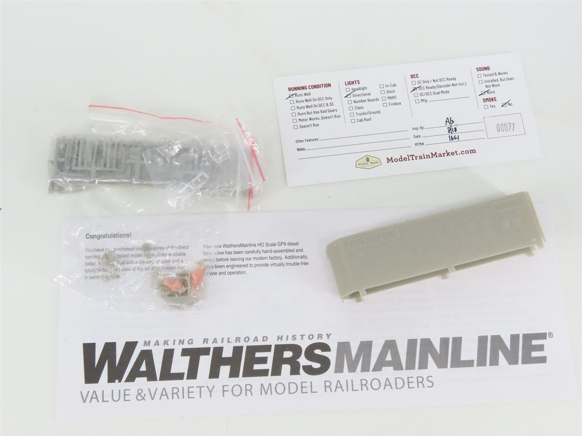 HO Scale Walthers Mainline 910-10400 Undecorated GP9 Ph II Diesel Locomotive