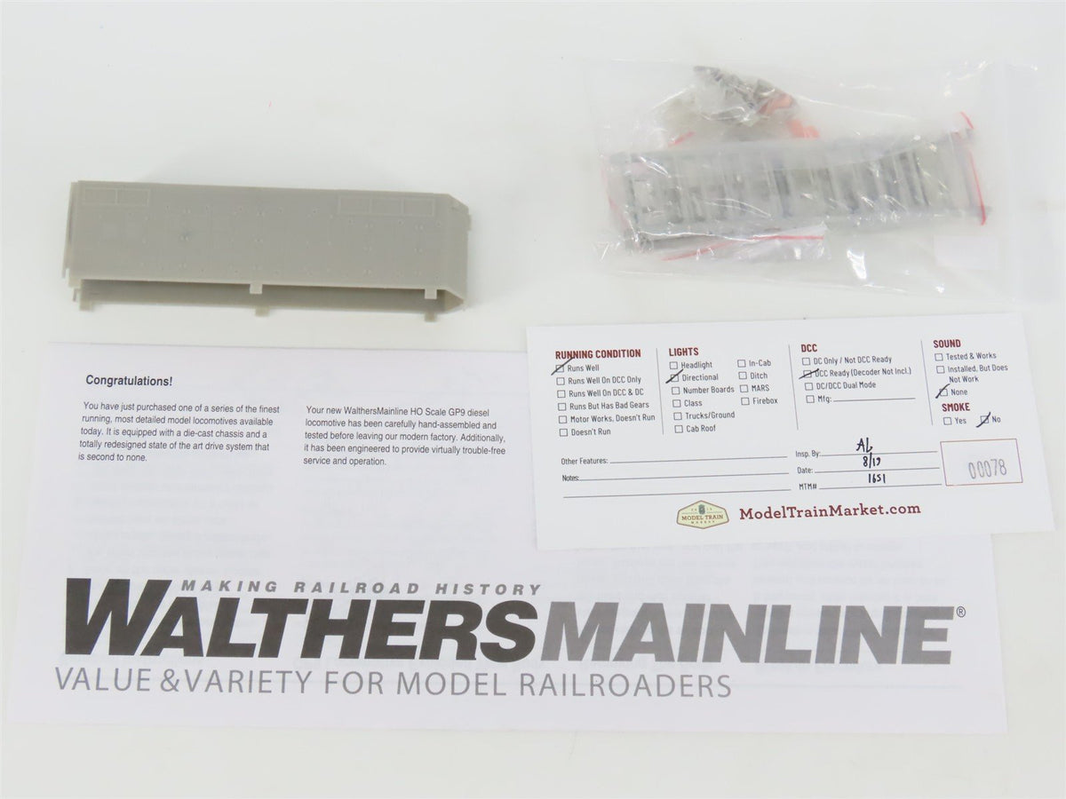 HO Scale Walthers Mainline 910-10400 Undecorated GP9 Ph II Diesel Locomotive