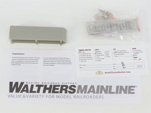 HO Scale Walthers Mainline 910-10400 Undecorated GP9 Ph II Diesel Locomotive
