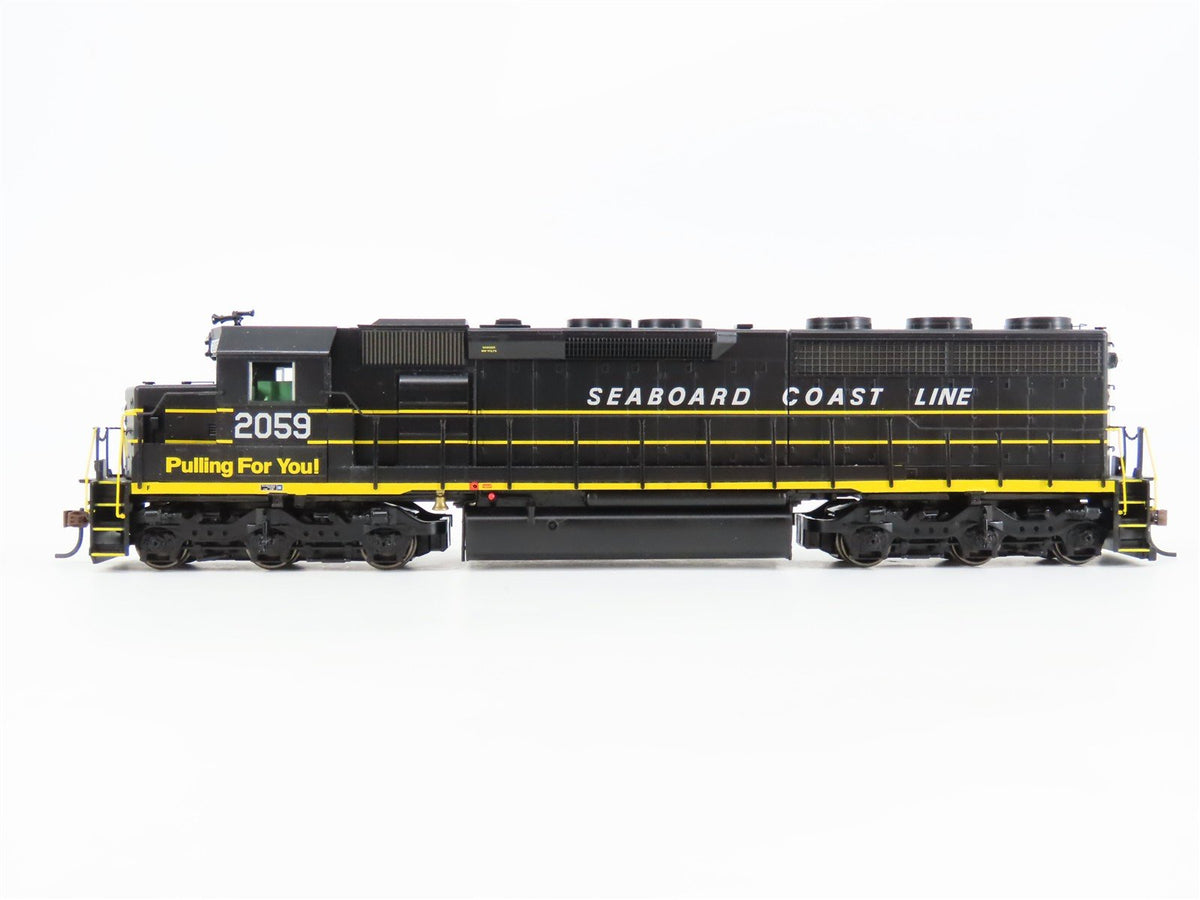 HO Scale Athearn SCL Seaboard Coast Line SD45-2 Diesel Locomotive #2059