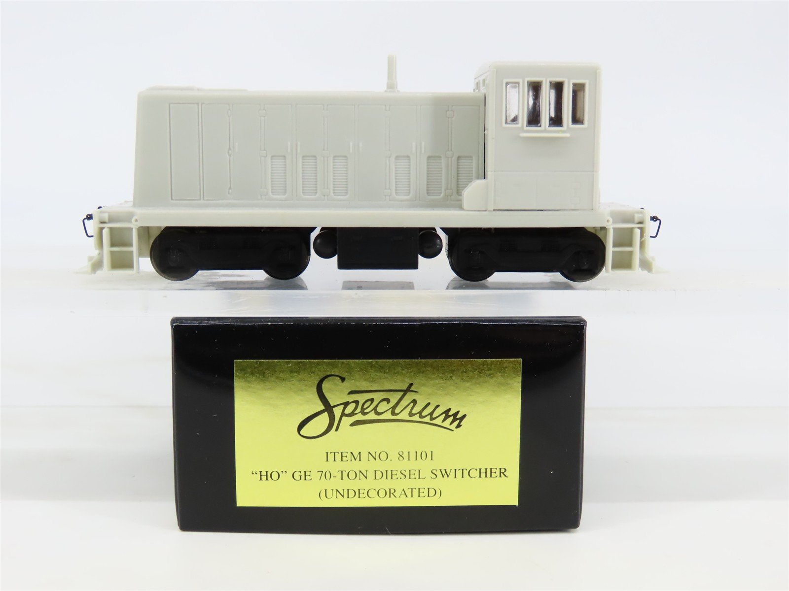 HO Scale Bachmann Spectrum 81101 Undecorated GE 70-Ton Diesel Loco BAD GEARS