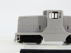 HO Scale Bachmann Spectrum 80001 Undecorated GE 44-Tonner Diesel Locomotive