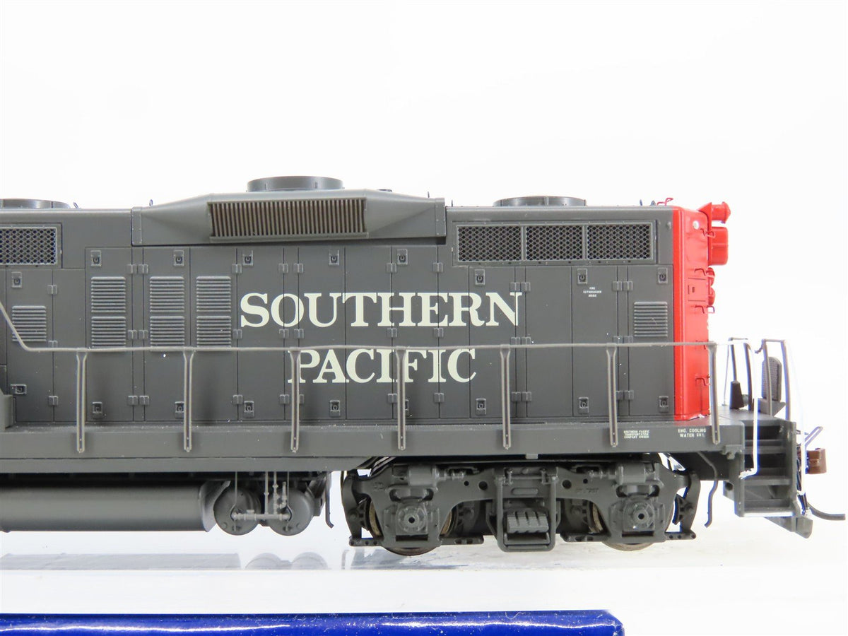 HO Scale Athearn Genesis G62482 SP Southern Pacific GP9 Diesel Locomotive #3851