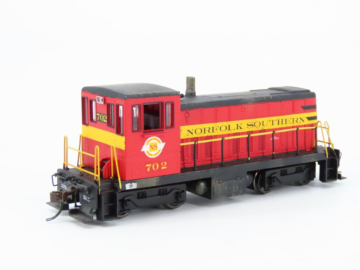 HO Bachmann NS Norfolk Southern 70-Ton Diesel Switcher 2-Unit Set w/DCC - Custom