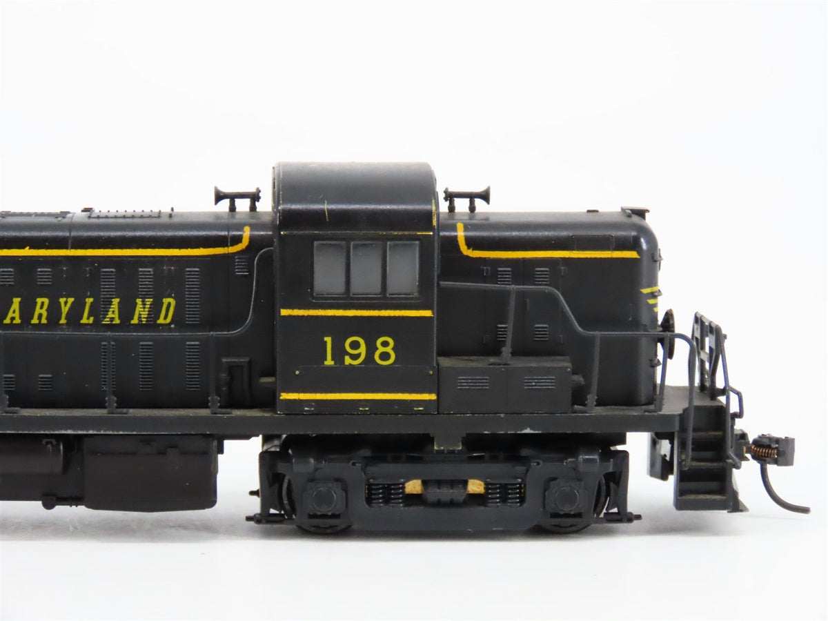 HO Scale KATO WM Western Maryland ALCO RS-3 Diesel #198 w/ DCC - Custom