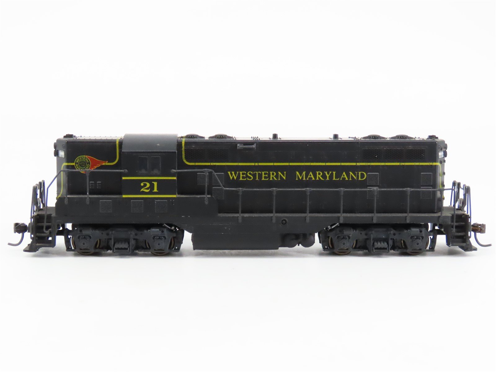 HO Scale KATO WM Western Maryland "Fireball" EMD GP7 Diesel #21 - DCC ONLY