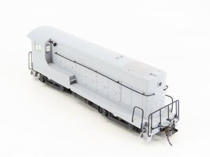 HO Scale Walthers Undecorated FM H10-44 Diesel Locomotive
