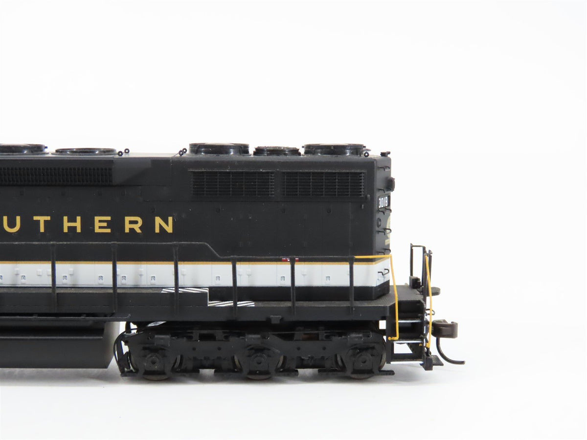 HO Atlas Master SOU Southern EMD SD35 High Nose Diesel Custom Rd #3018 w/ DCC